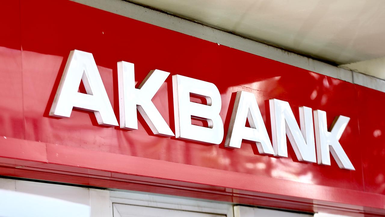 Akbank Emekliye 50 Bin TL Veriyor! Promosyon Ve Kredi 2026!